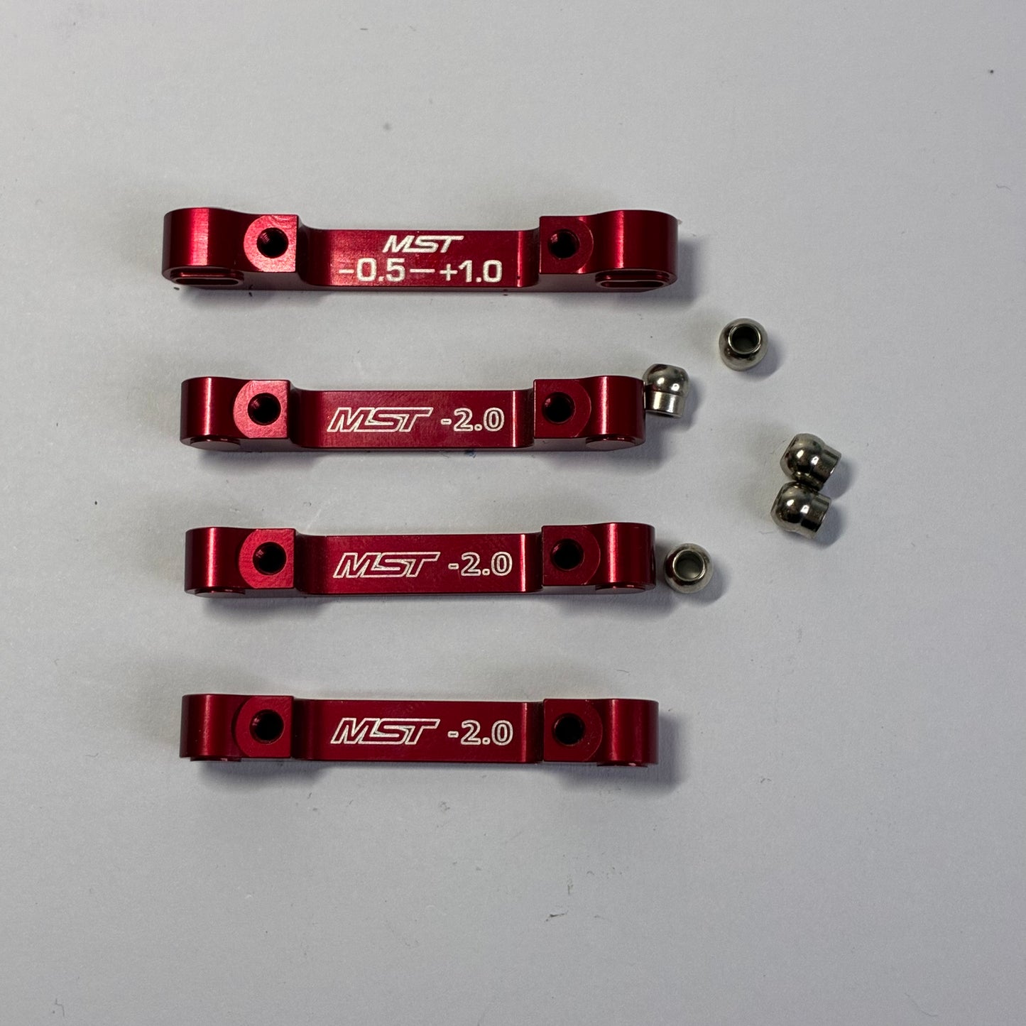 MST Red Alloy Suspension Mounts & Balls