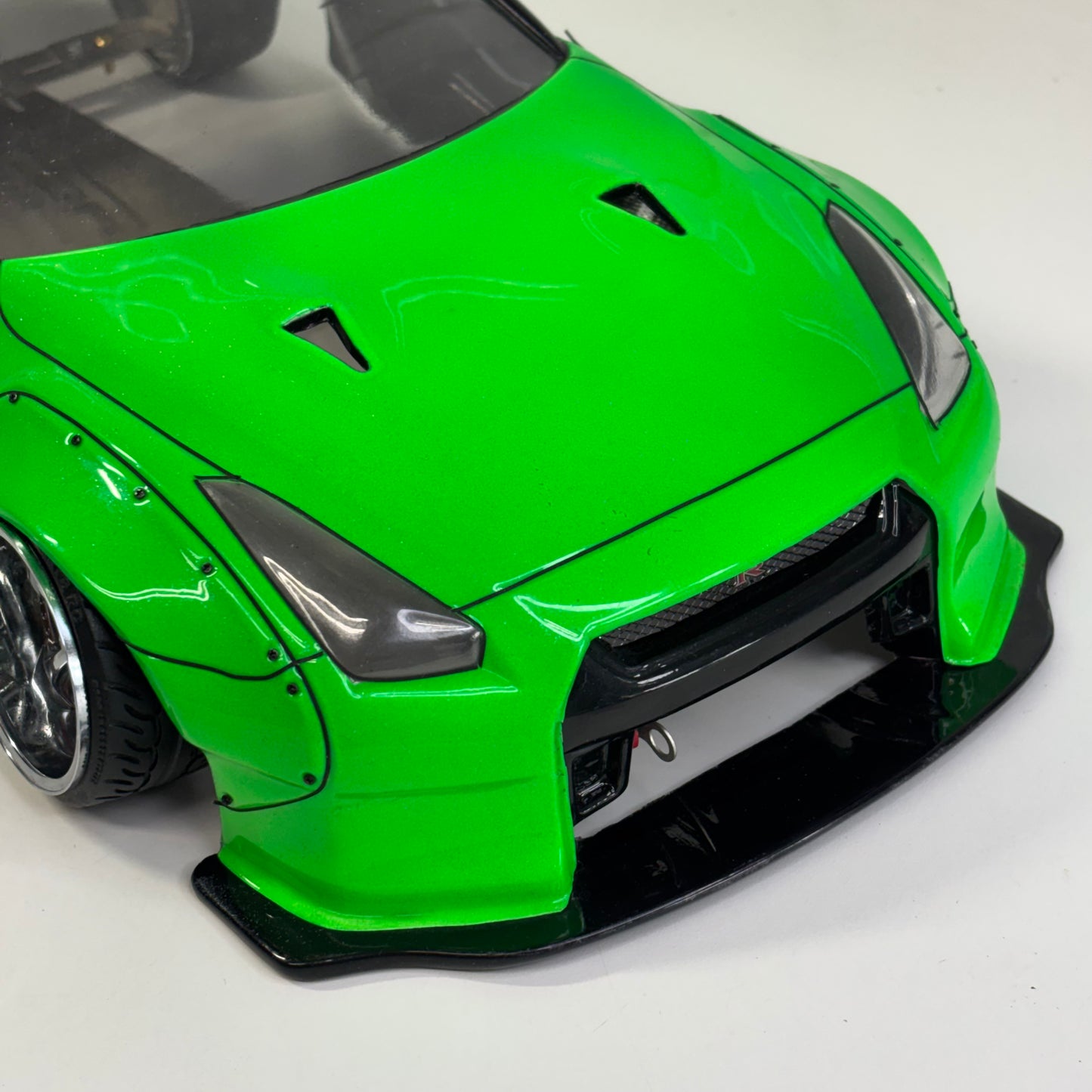 Tetsujin Nissan R35 GTR Green Bodyshell