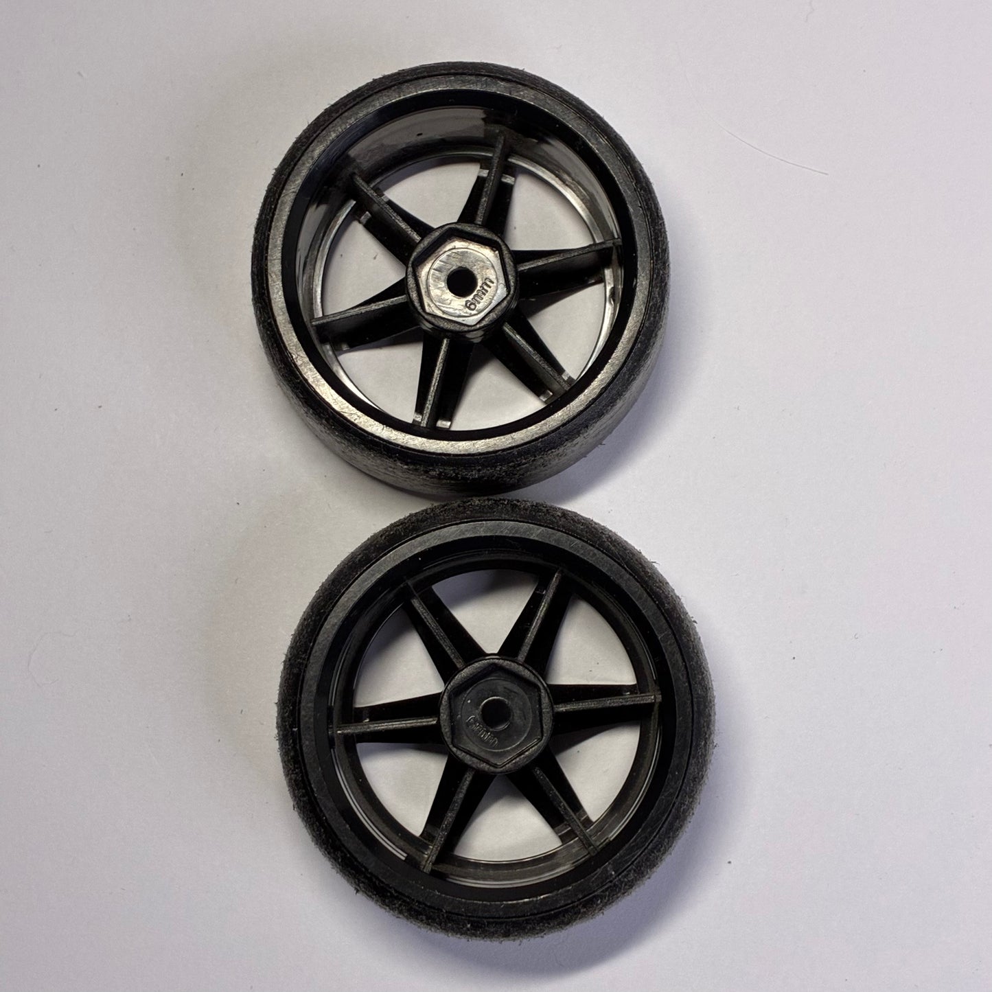 Black & Tyres Wheels Offset 6mm Pair