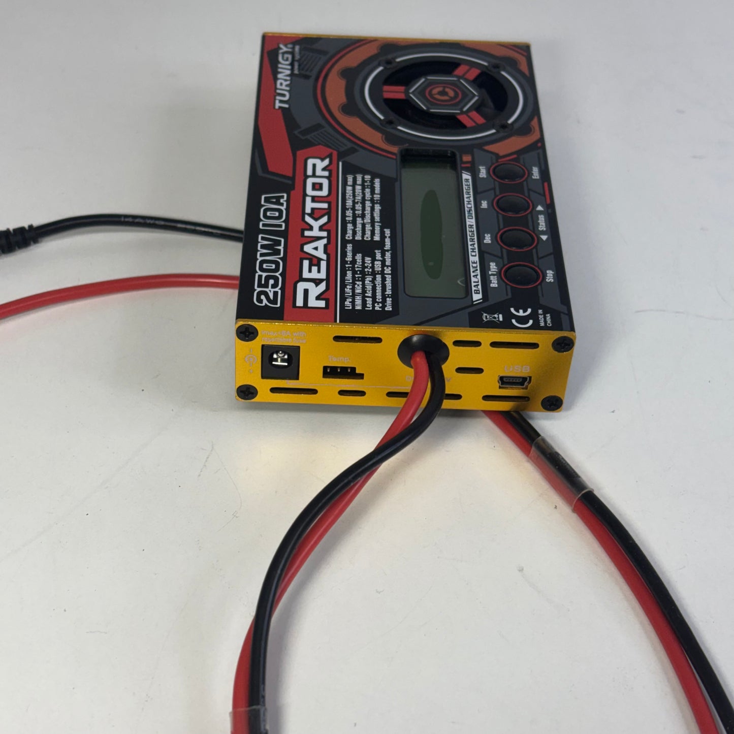 Reaktor Pro 240W 16A Turnigy 12V Power Supply Charger Car
