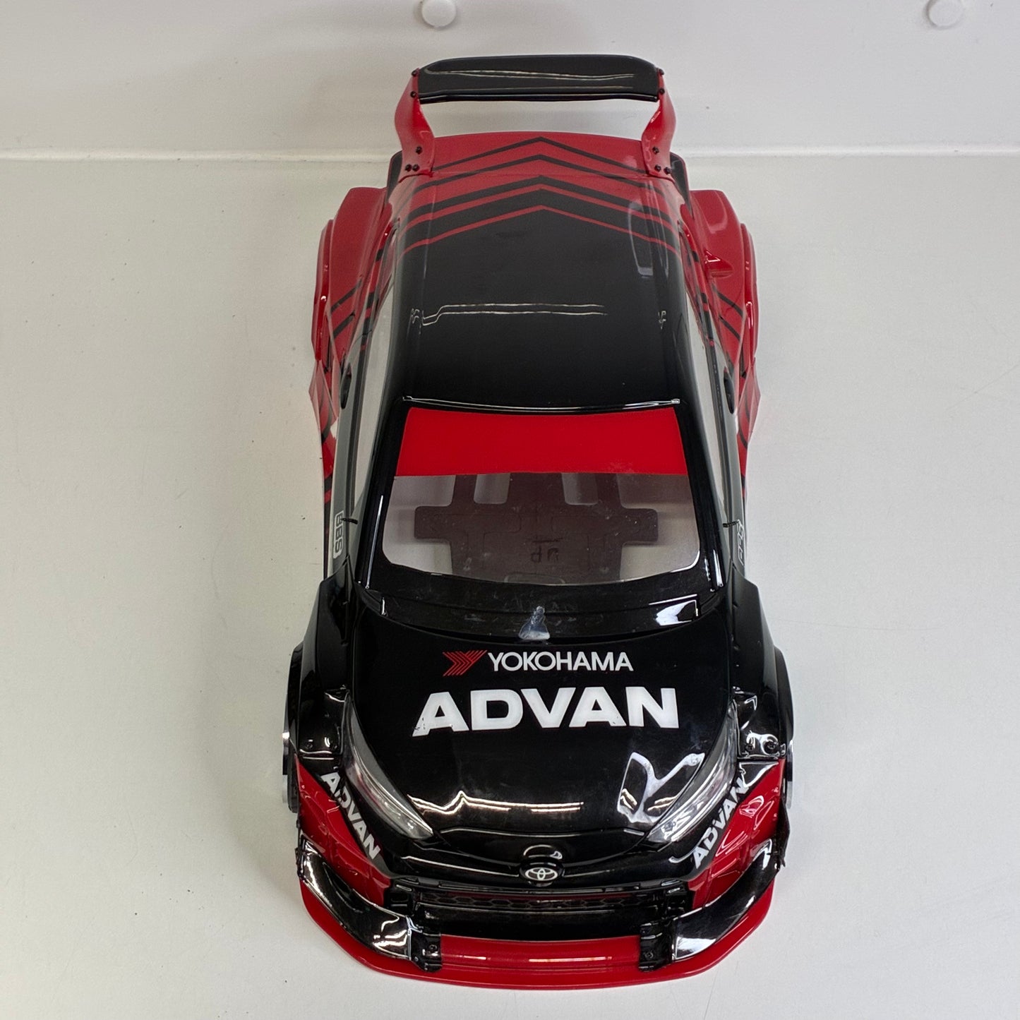 Toyota GR Yaris Advan Red Black BodyShell