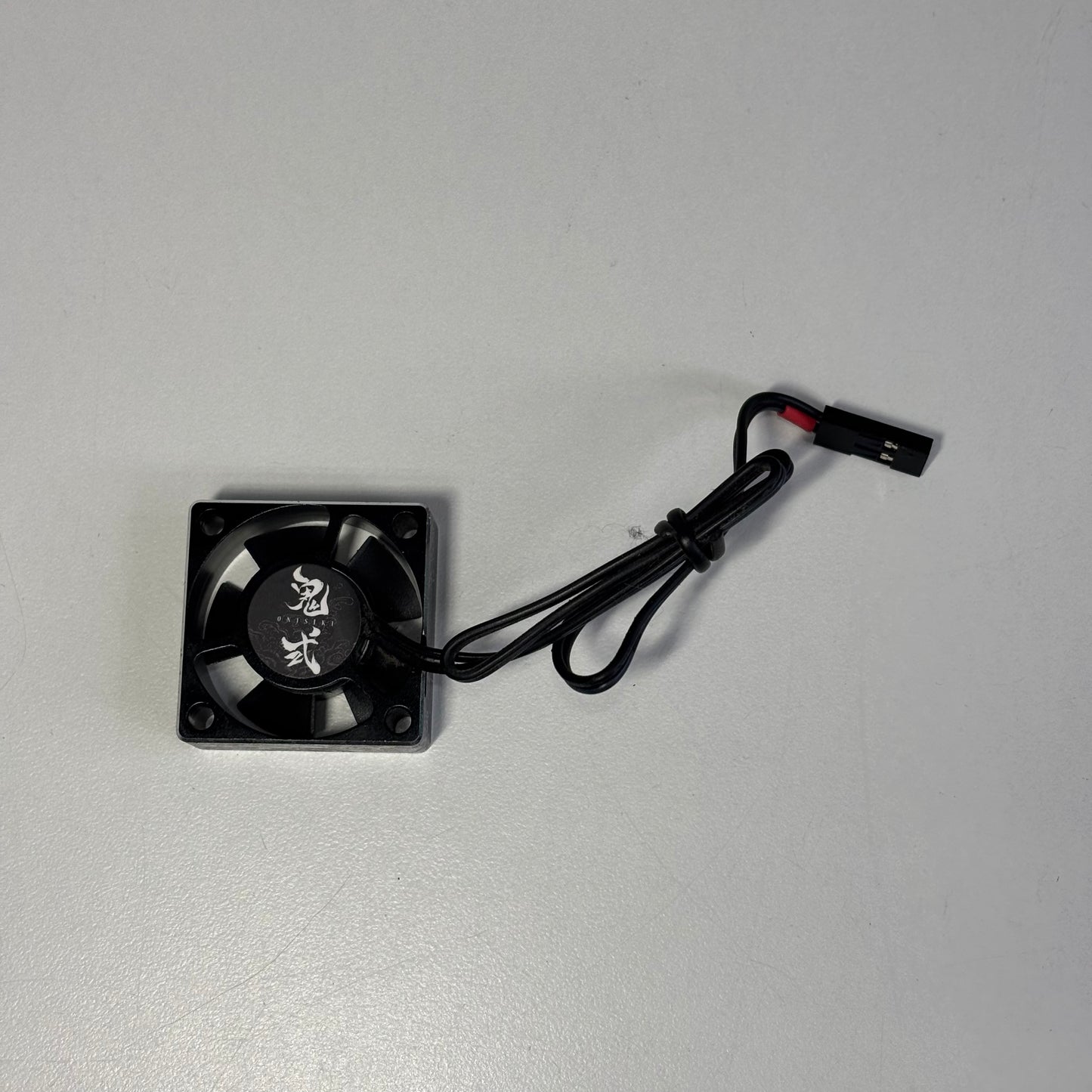 Onisiki Black Alloy Fan