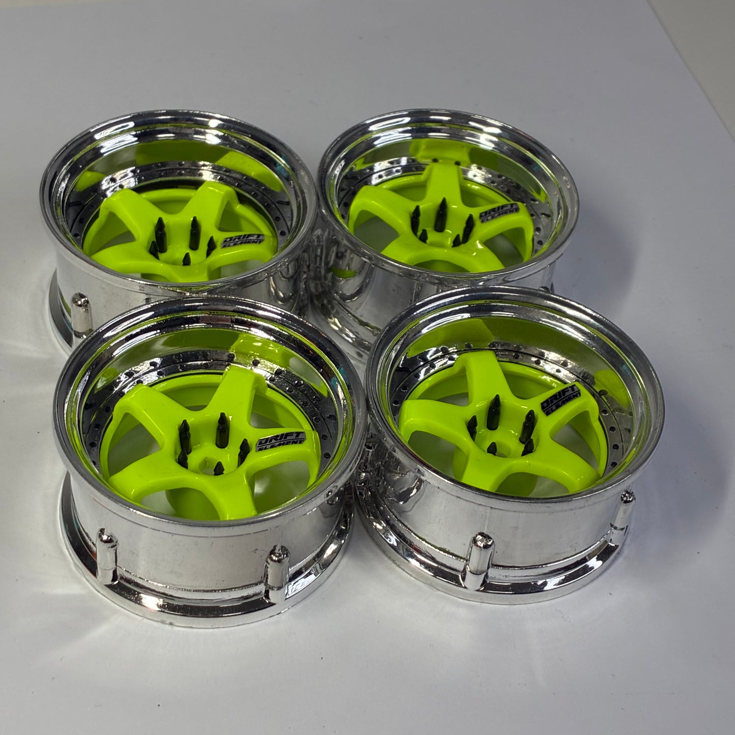 DS Racing Drift Element Green Chrome Wheels
