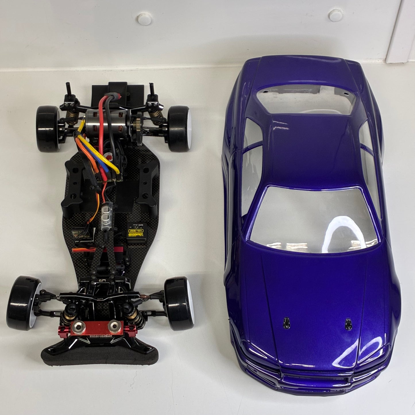 Yokomo YD2E Nissan Skyline Ready To Run Drift Set Up RWD Carbon/Alloy Upgraded