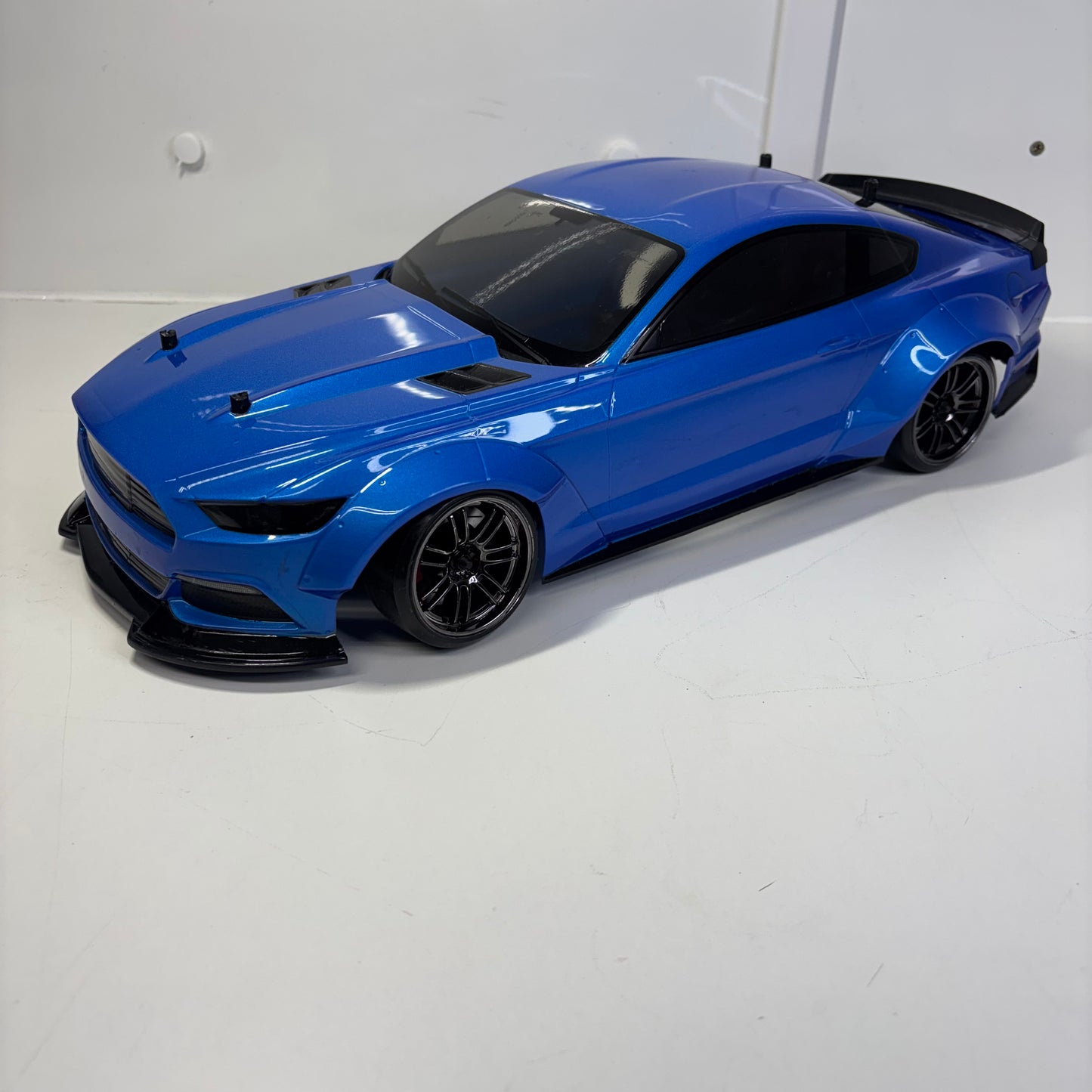 MST RMX 2.5 RTR Ready To Drift Chassis Brushless Ford Mustang