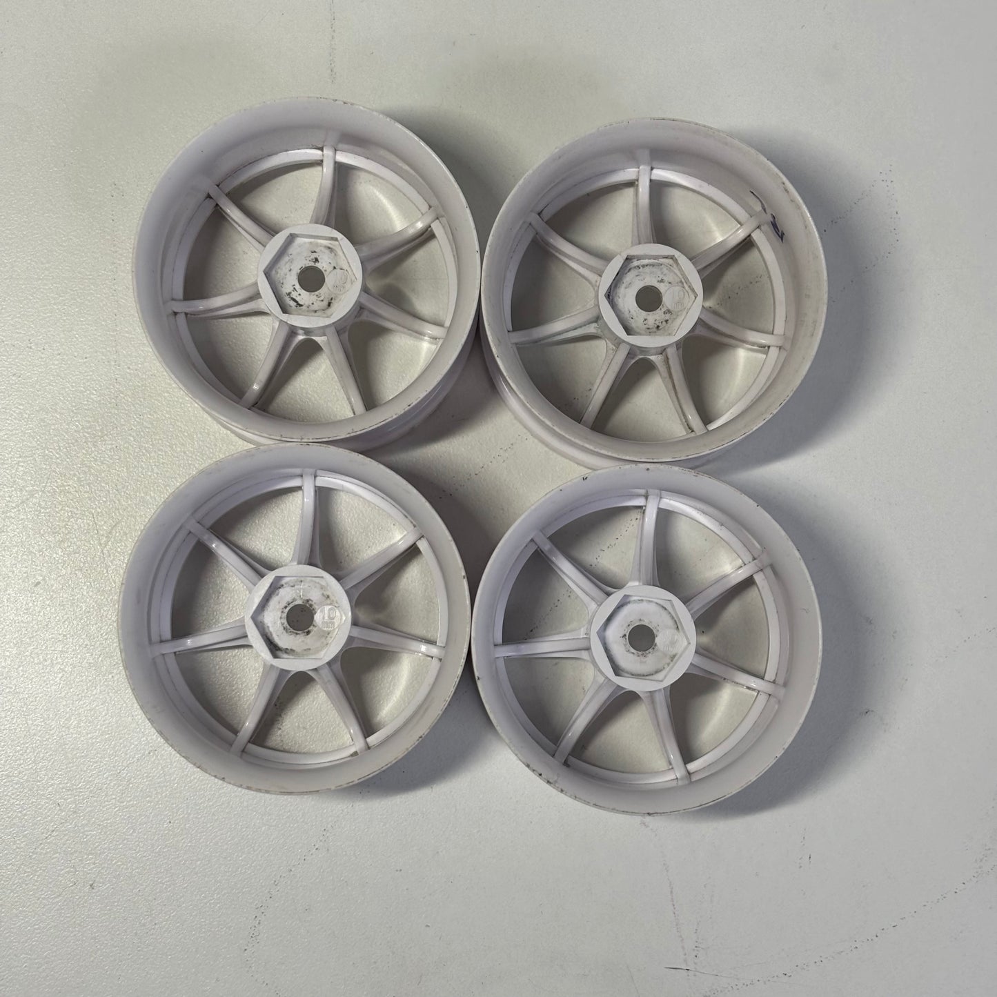 Topline White Wheels AVS Style Offset 10mm