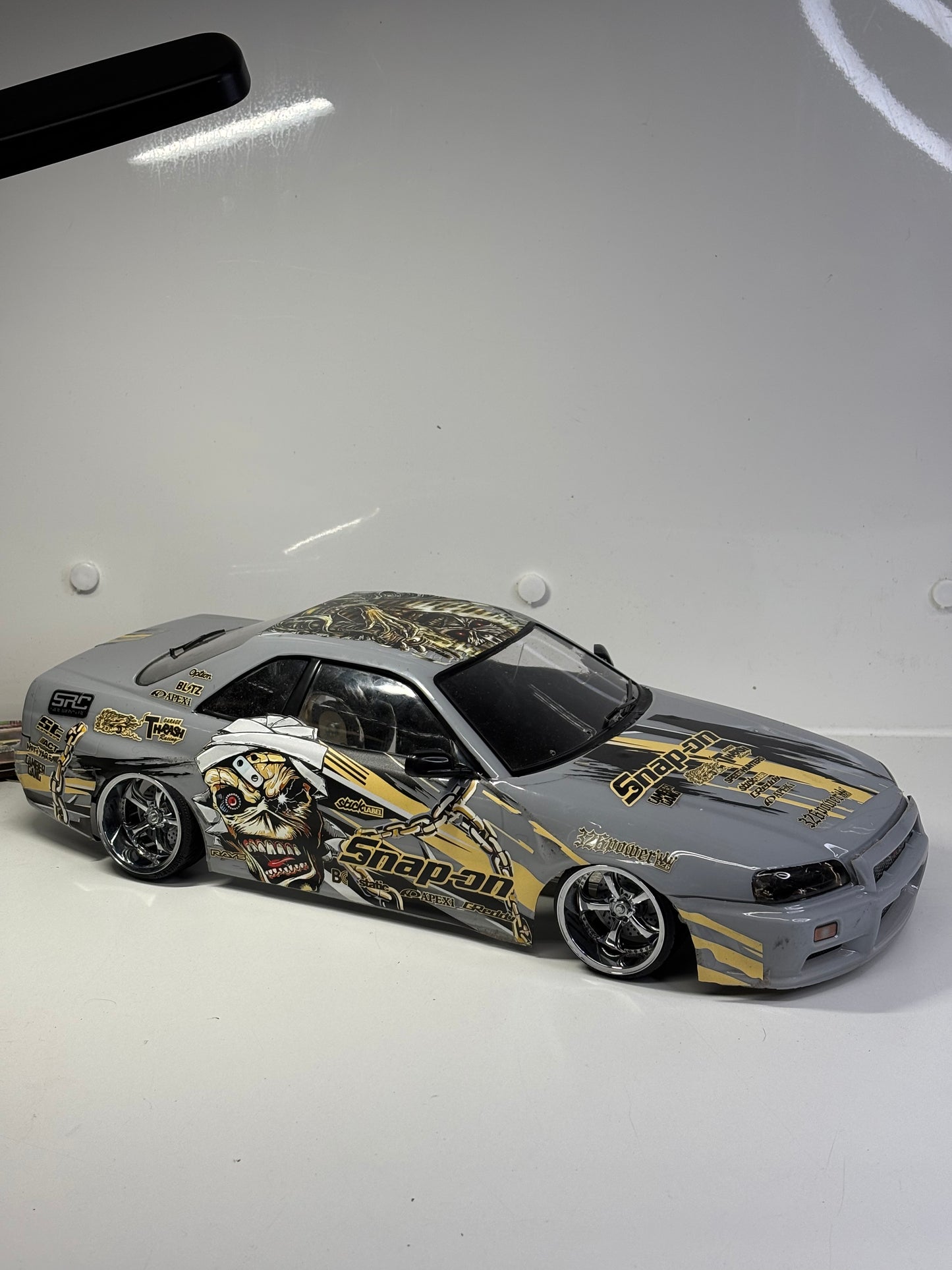Killerbody R34 GTR Bodyshell With Exhaust Snap On