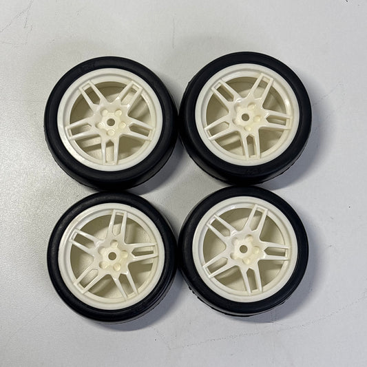 White R33 Style Wheels Rubber Tyres Staggered Offset 3