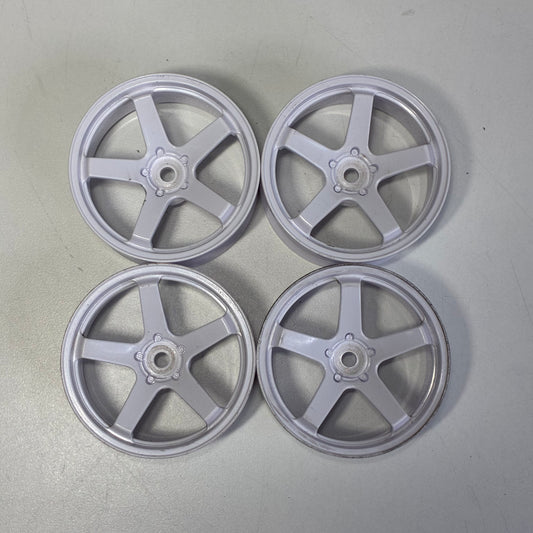 White Wheels 7mm Offset