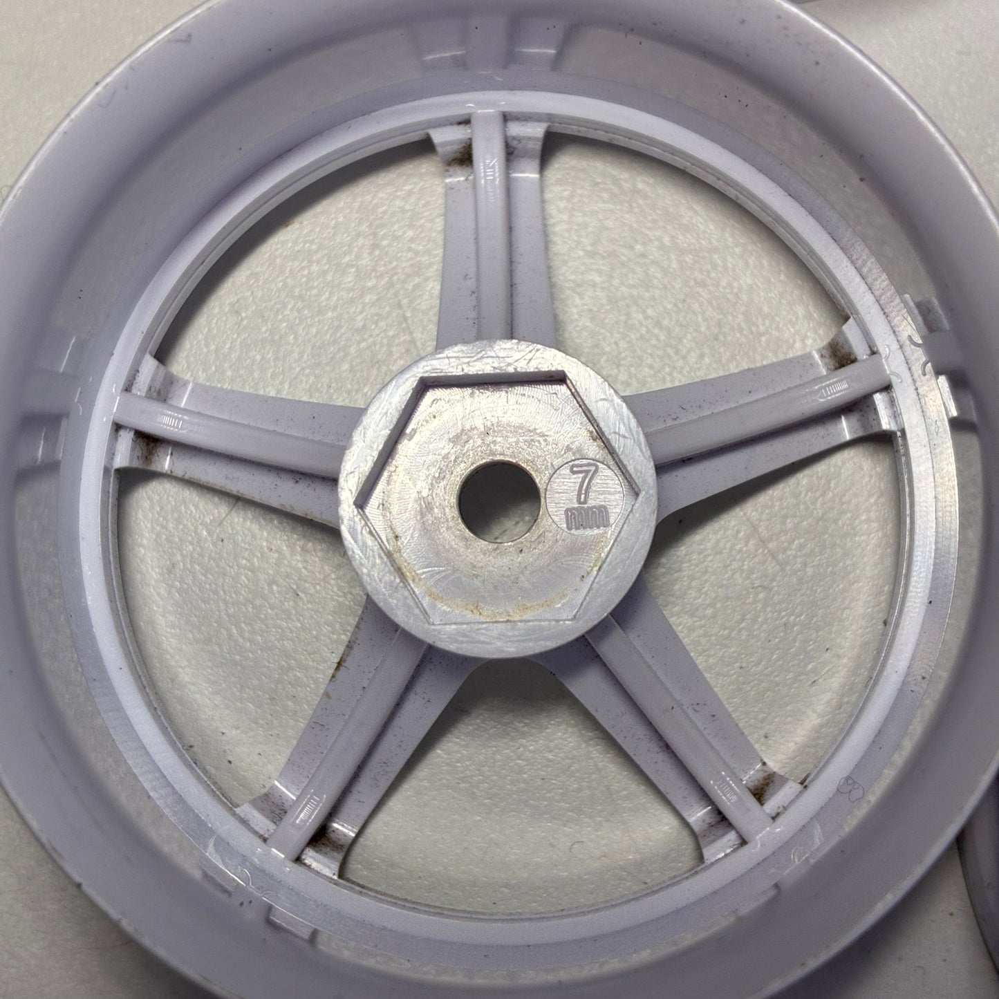 White Wheels 7mm Offset
