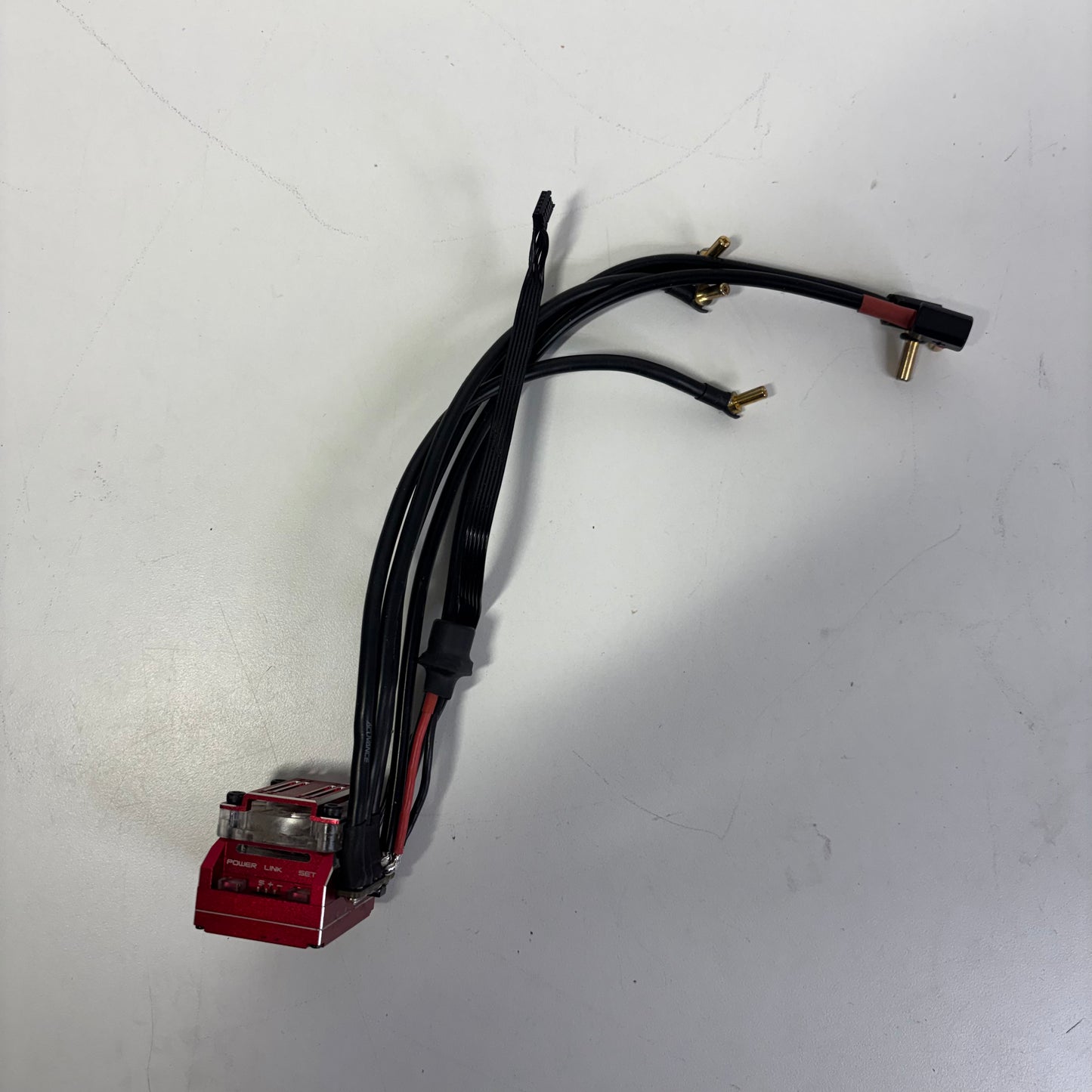 Acuvance Xarvis Red Alloy ESC & Fan