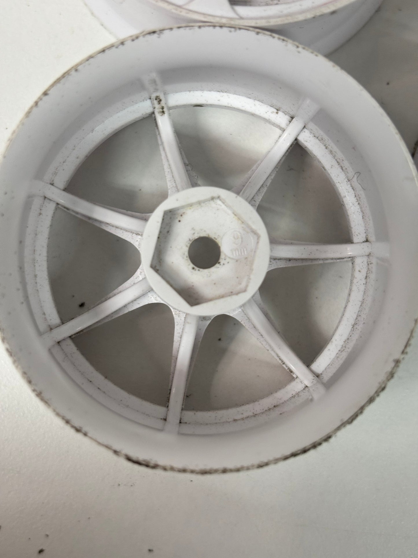 White Wheels Offset 9