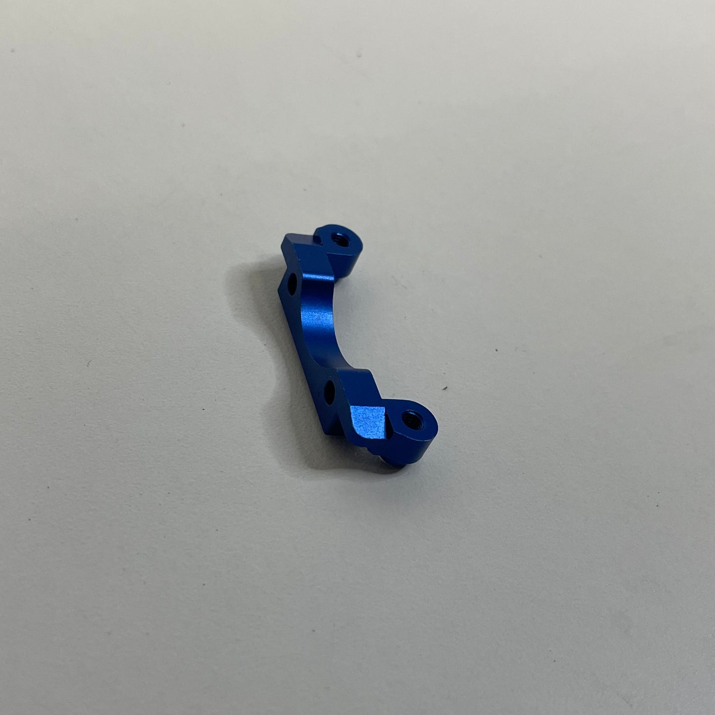 Overdose Yokomo DP Gearbox Mount Blue Alloy