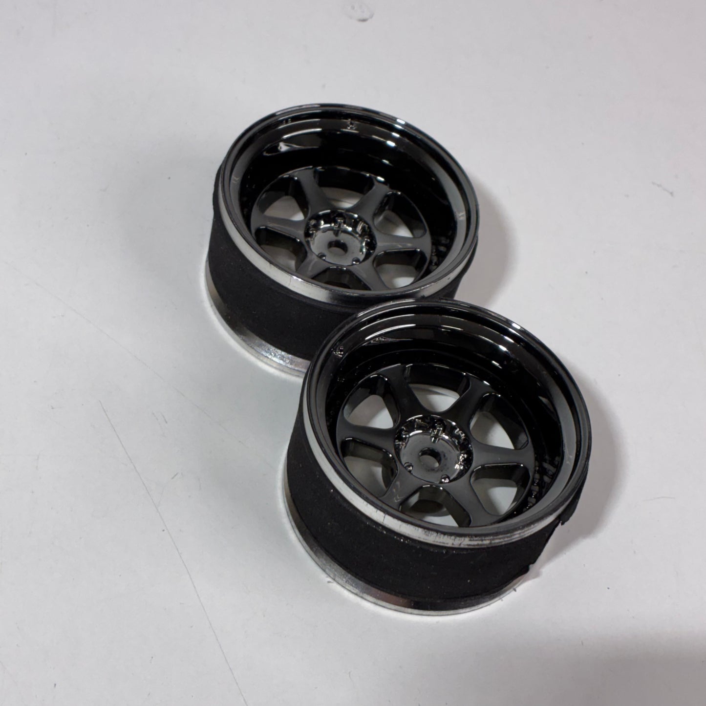 Lab 8mm Offset Chrome Wheels