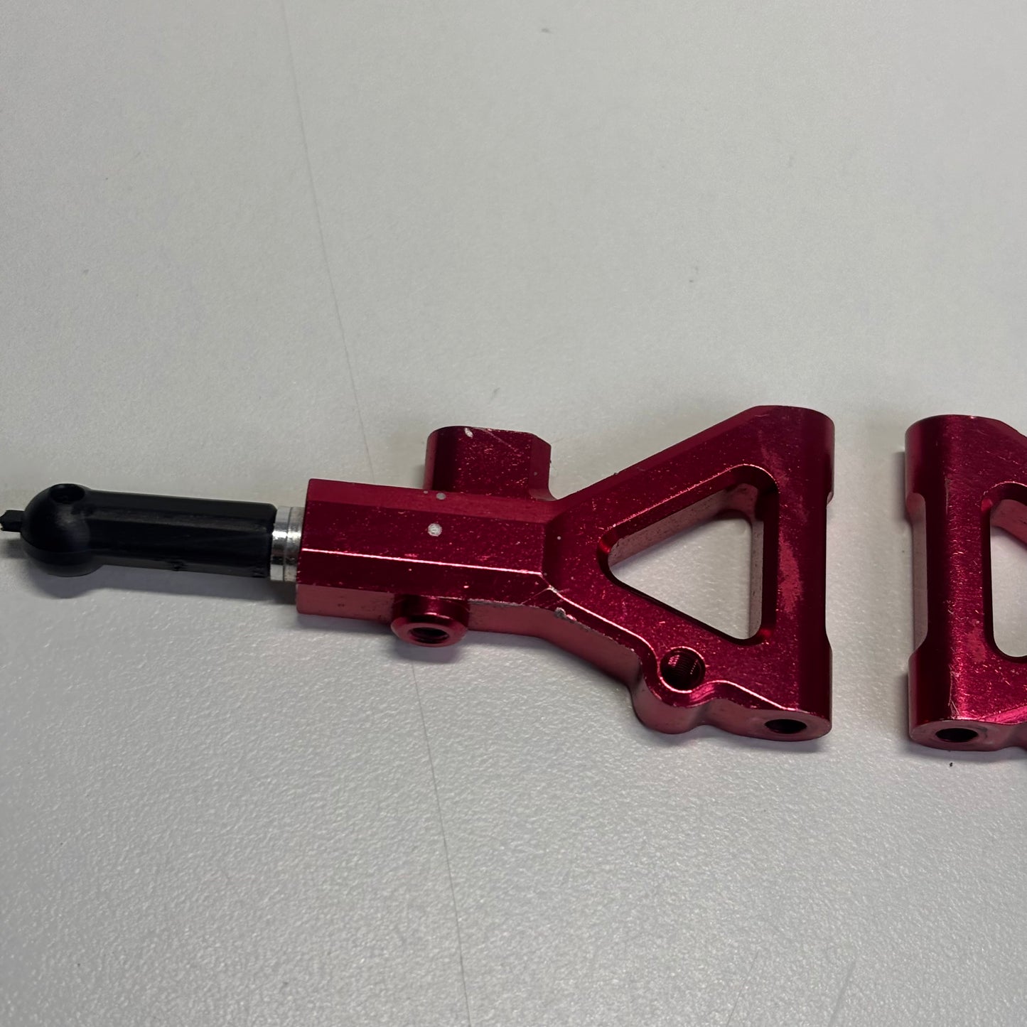 Yokomo Red Alloy Lower Front Arms