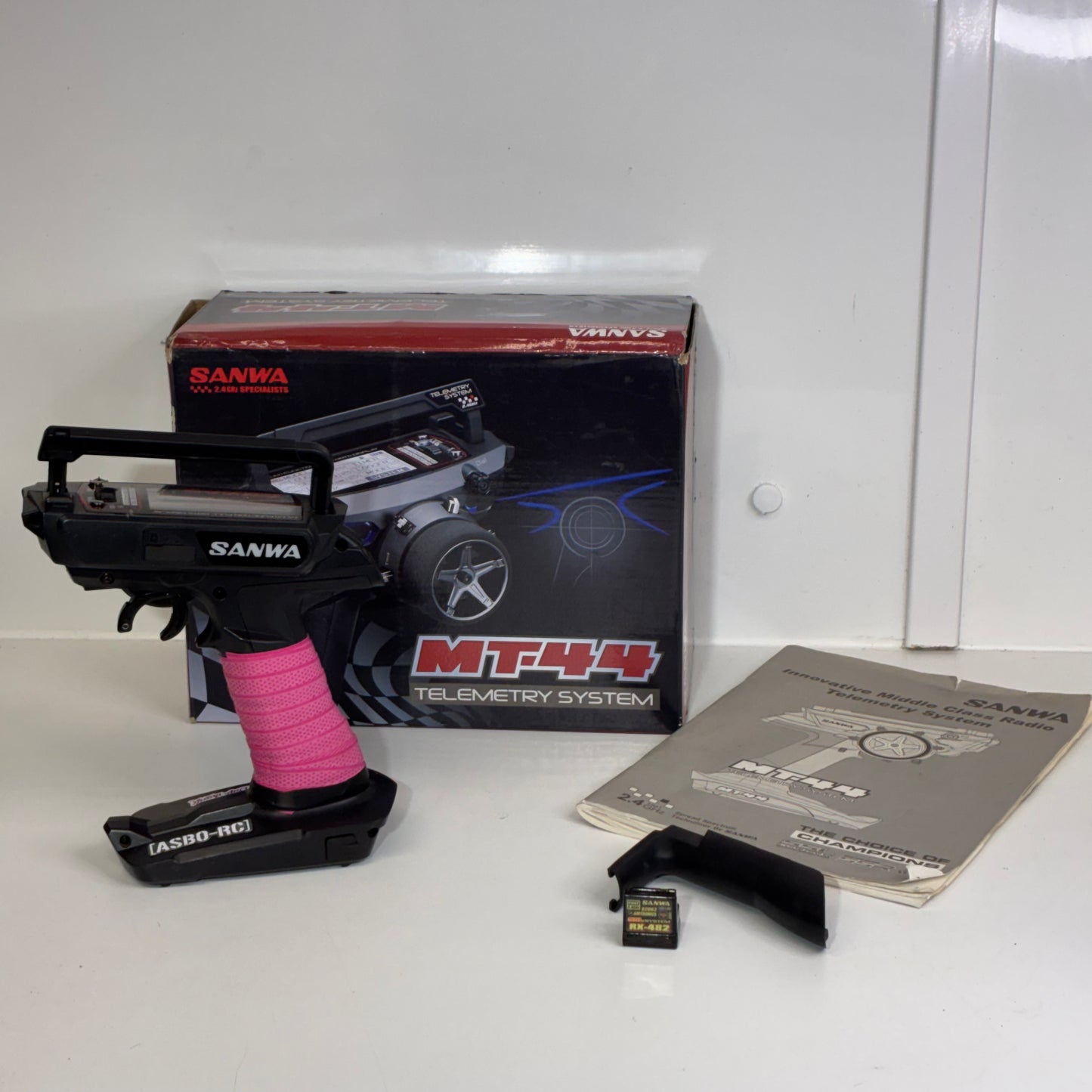 Sanwa MT-44 Controller & RX-482 Receiver Pink Grip Boxed