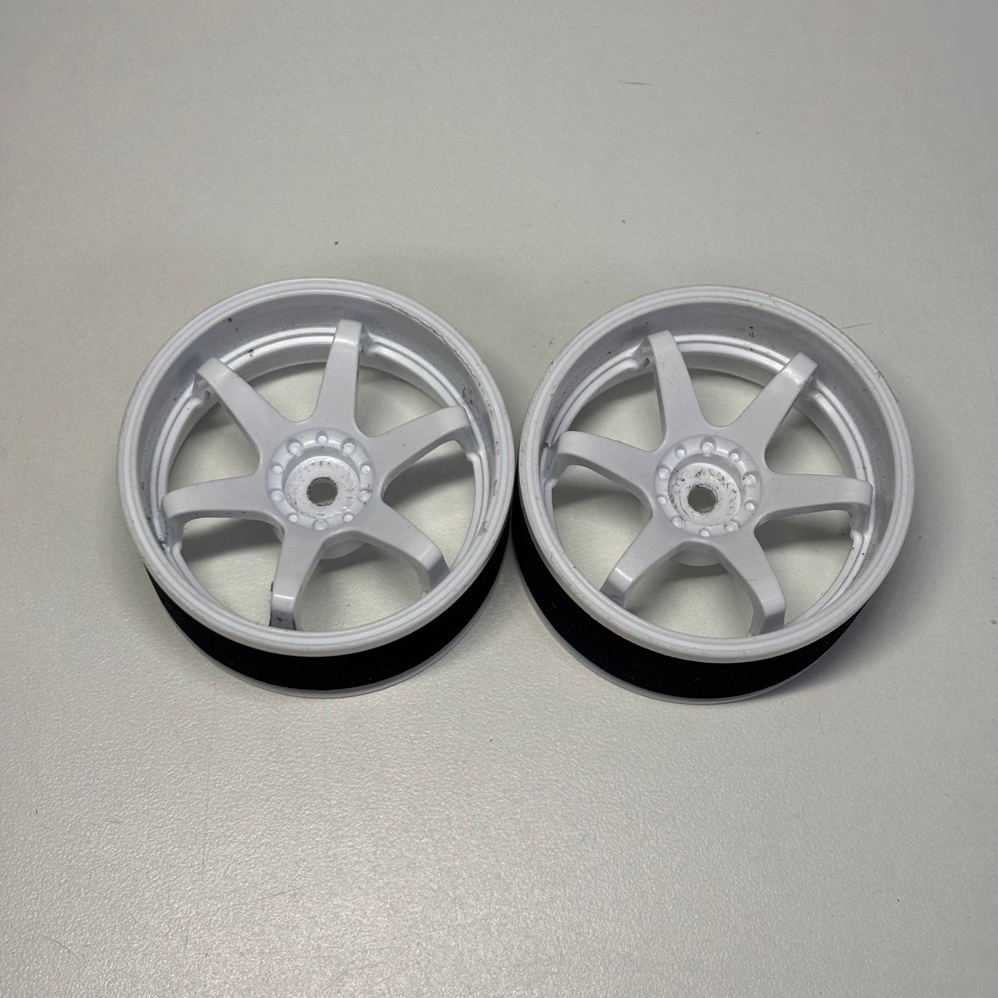 Hayate Gold Dot High Traction White Wheels Offset 6mm