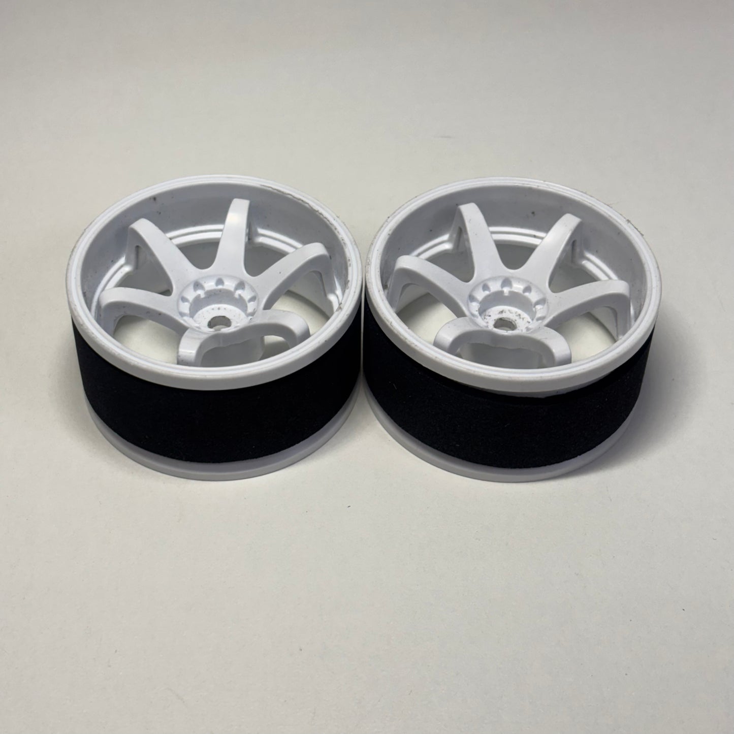 Hayate Gold Dot High Traction White Wheels Offset 6mm