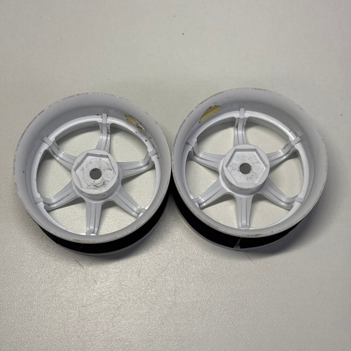 Hayate Gold Dot High Traction White Wheels Offset 6mm