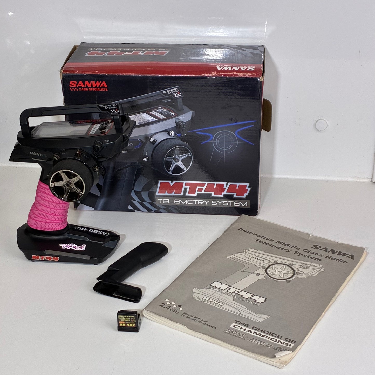 Sanwa MT-44 Controller & RX-482 Receiver Pink Grip Boxed