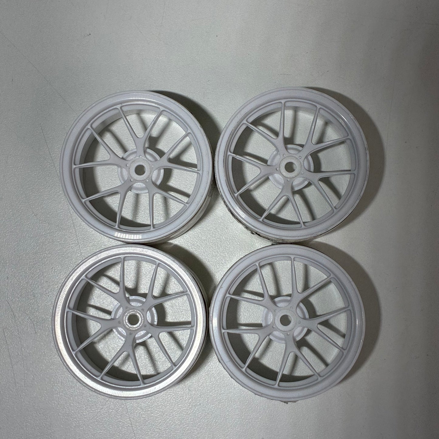 White Wheels Offset 6mm