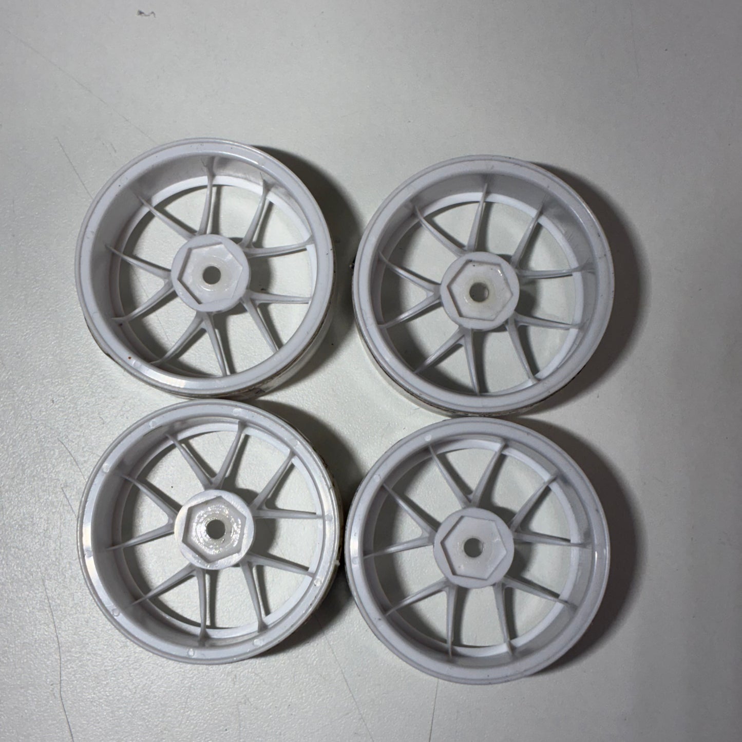 White Wheels Offset 6mm