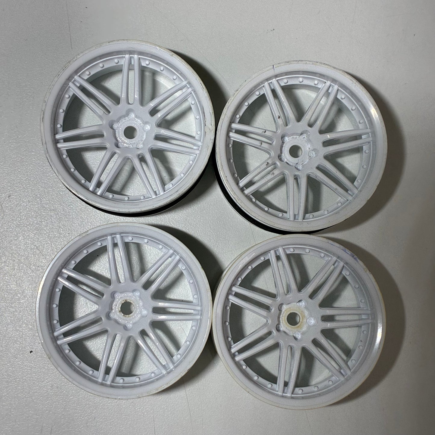 MST White Wheels Offset 8mm