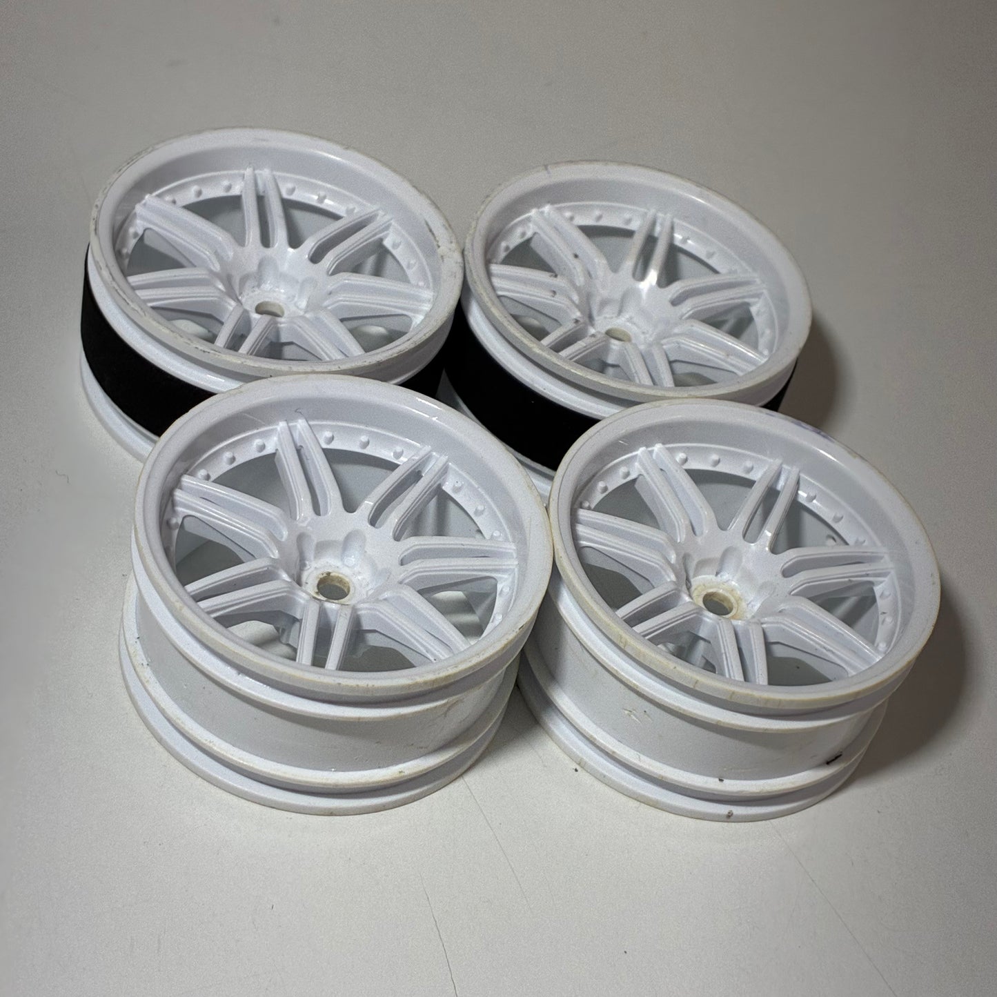 MST White Wheels Offset 8mm