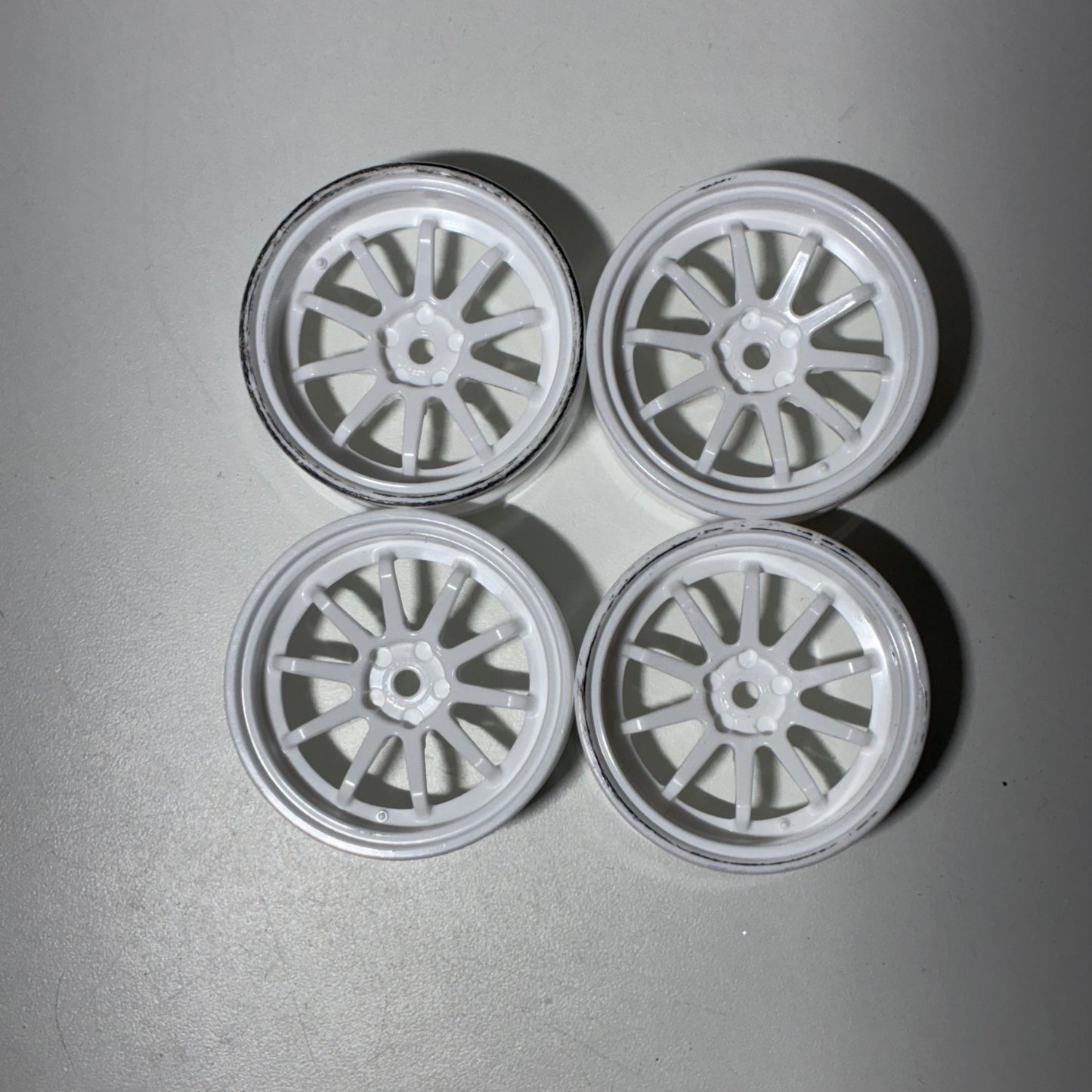 Reve D White Wheels Offset 6mm & 10mm