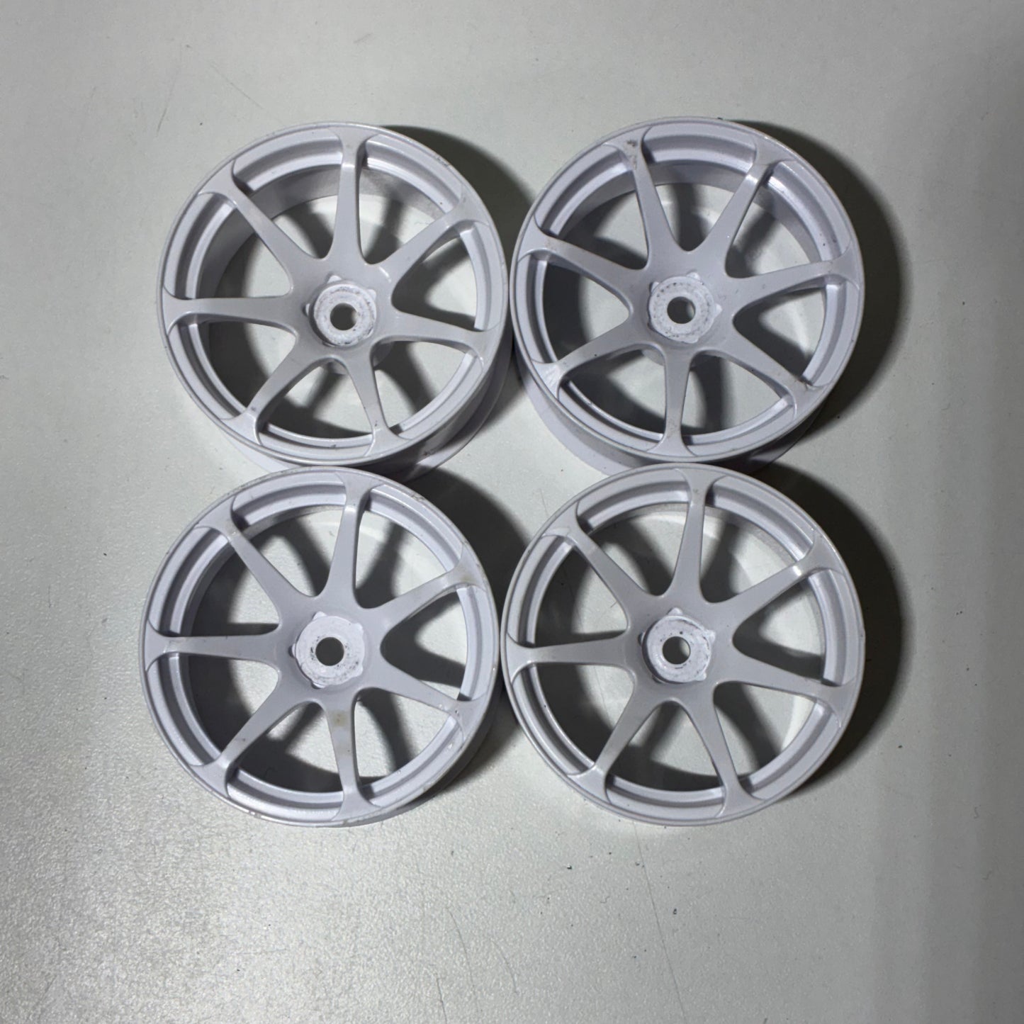 White Wheels Offset 6mm & 8mm