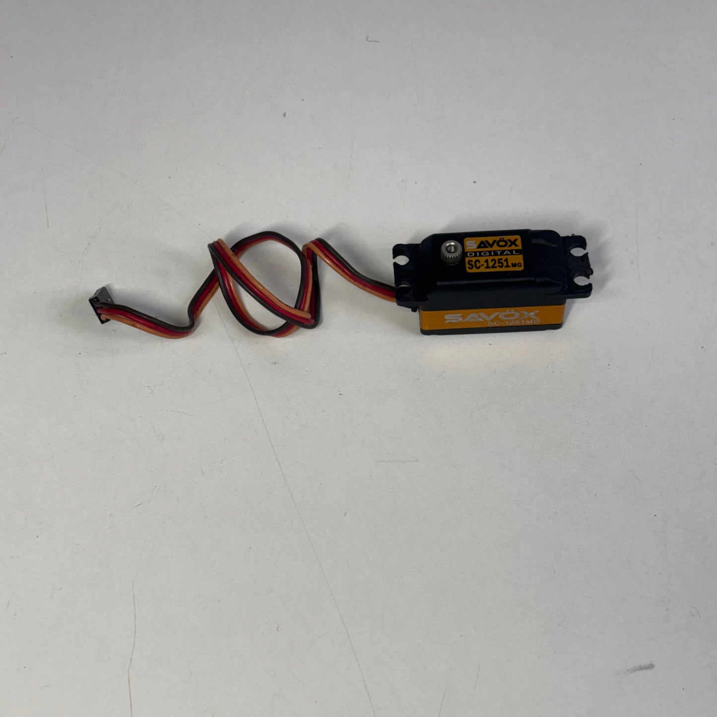 Savox SC-1251MG Servo