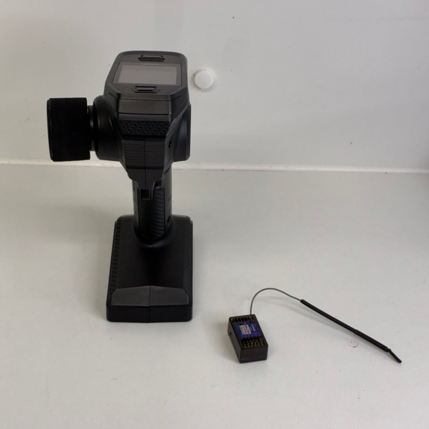 DUMBORC DDF-350 10-channel Digital Radio Transmitter With A Matching Receiver