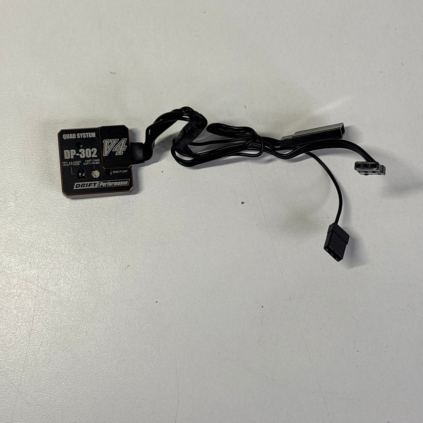 Yokomo V4 Gyro Black Gold DP-302