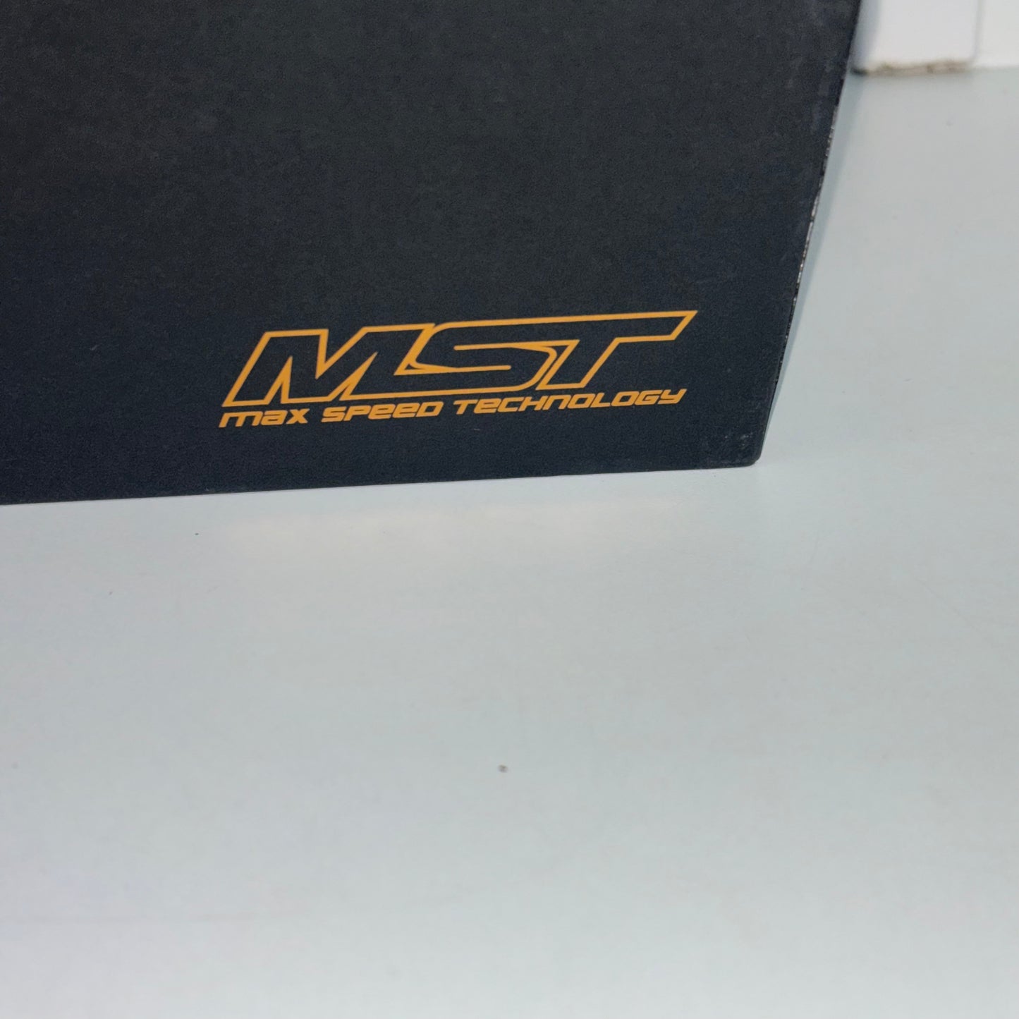 MST KMW FMX #70/300 Boxed Red Chassis