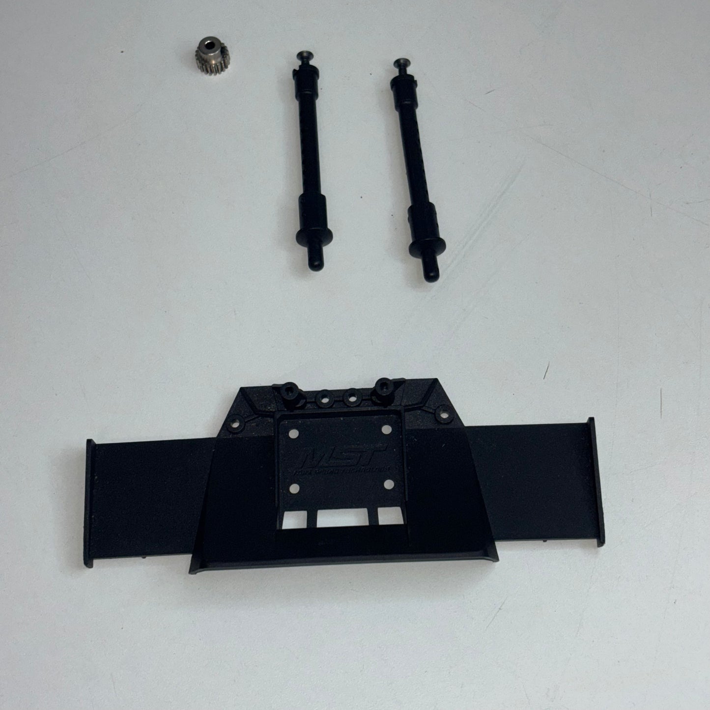 MST KMW FMX #70/300 Boxed Red Chassis