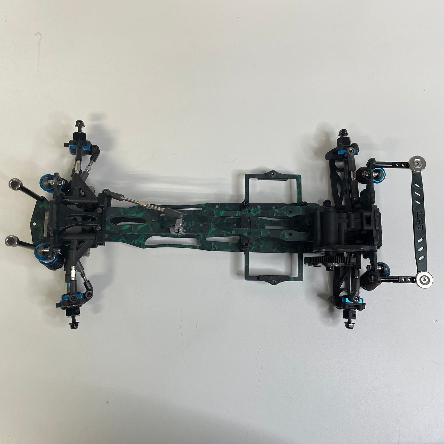 Team Associated DC10 Chassis Green Forged Carbon Style RWD Boxed Flex