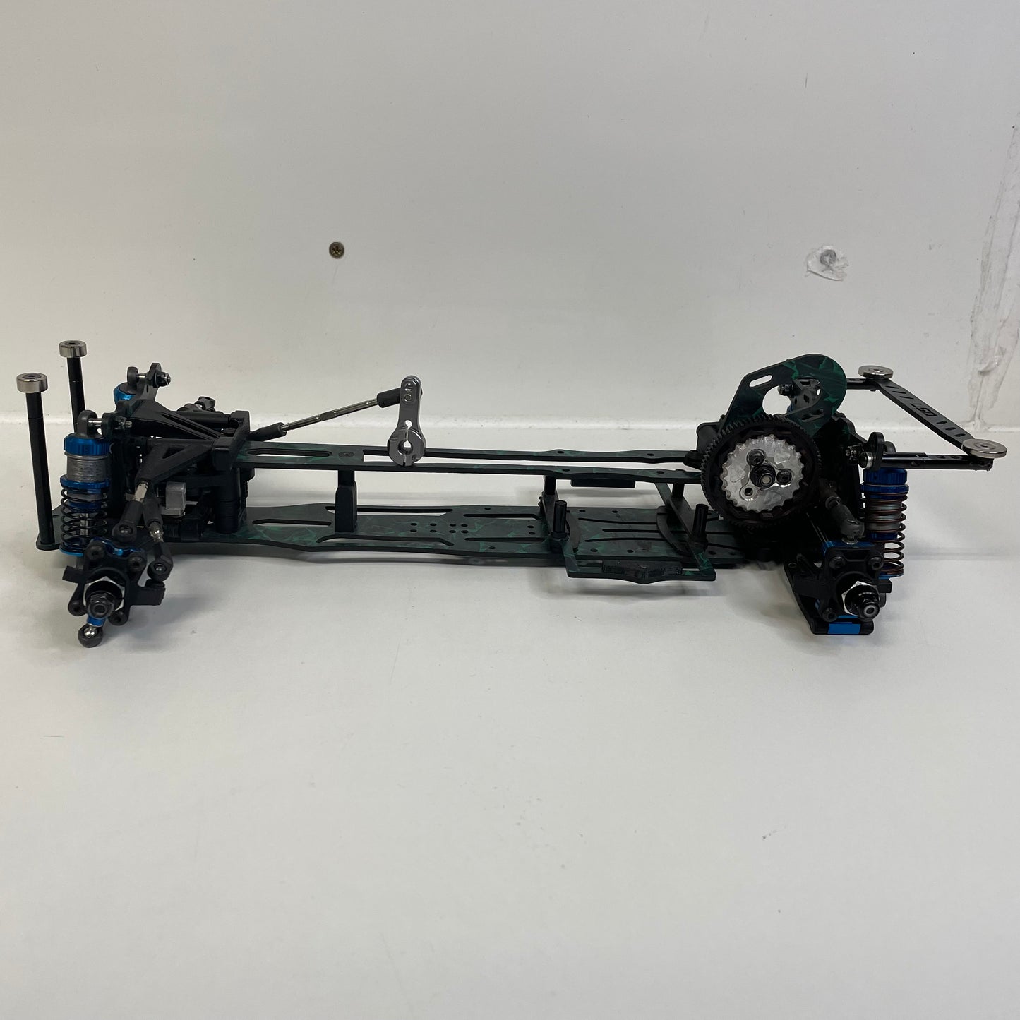 Team Associated DC10 Chassis Green Forged Carbon Style RWD Boxed Flex