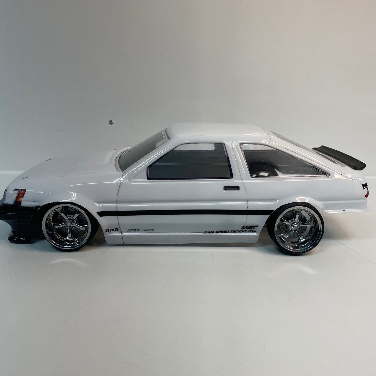 Toyota Corolla AE86 Bodyshell White Missile