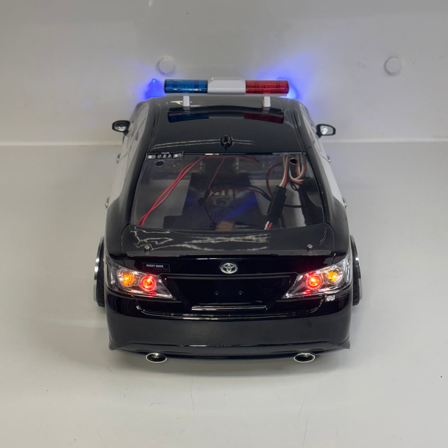 Toyota Crown Mark X Police Bodyshell With Working Lights