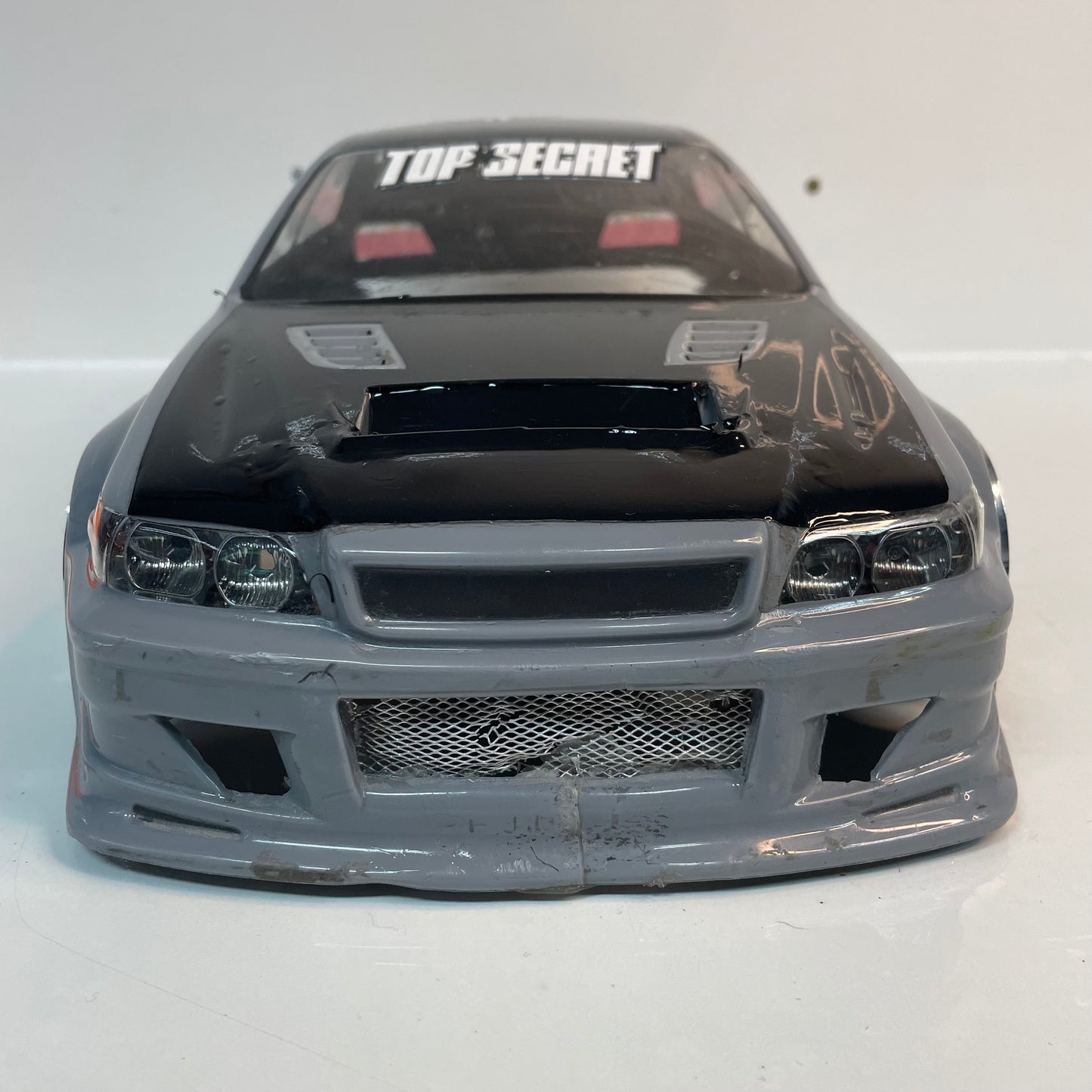 Yokomo Toyota Chaser Bodyshell Black & Grey Missile Shell