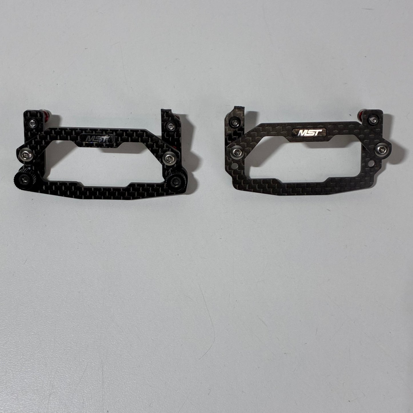 MST RMX / RRX RS Carbon Short Battery Holder Set (Red)