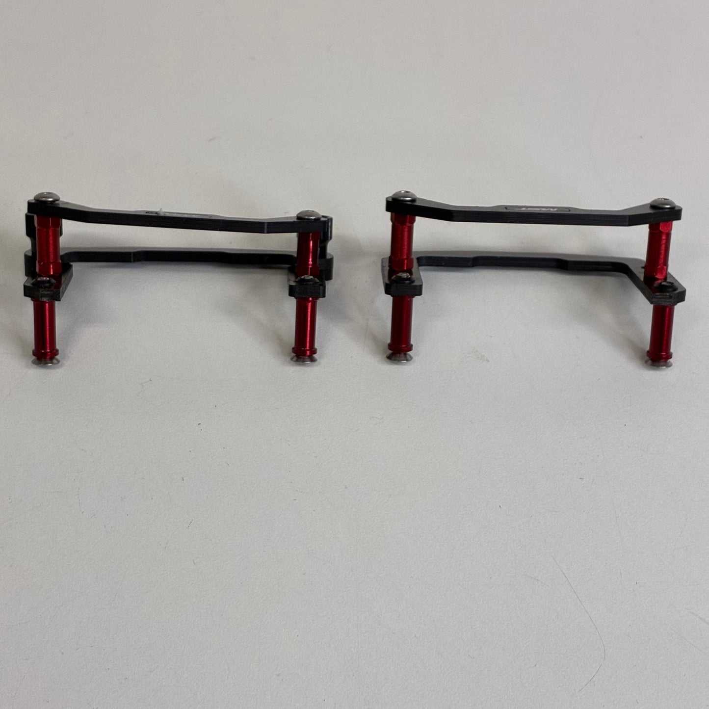 MST RMX / RRX RS Carbon Short Battery Holder Set (Red)