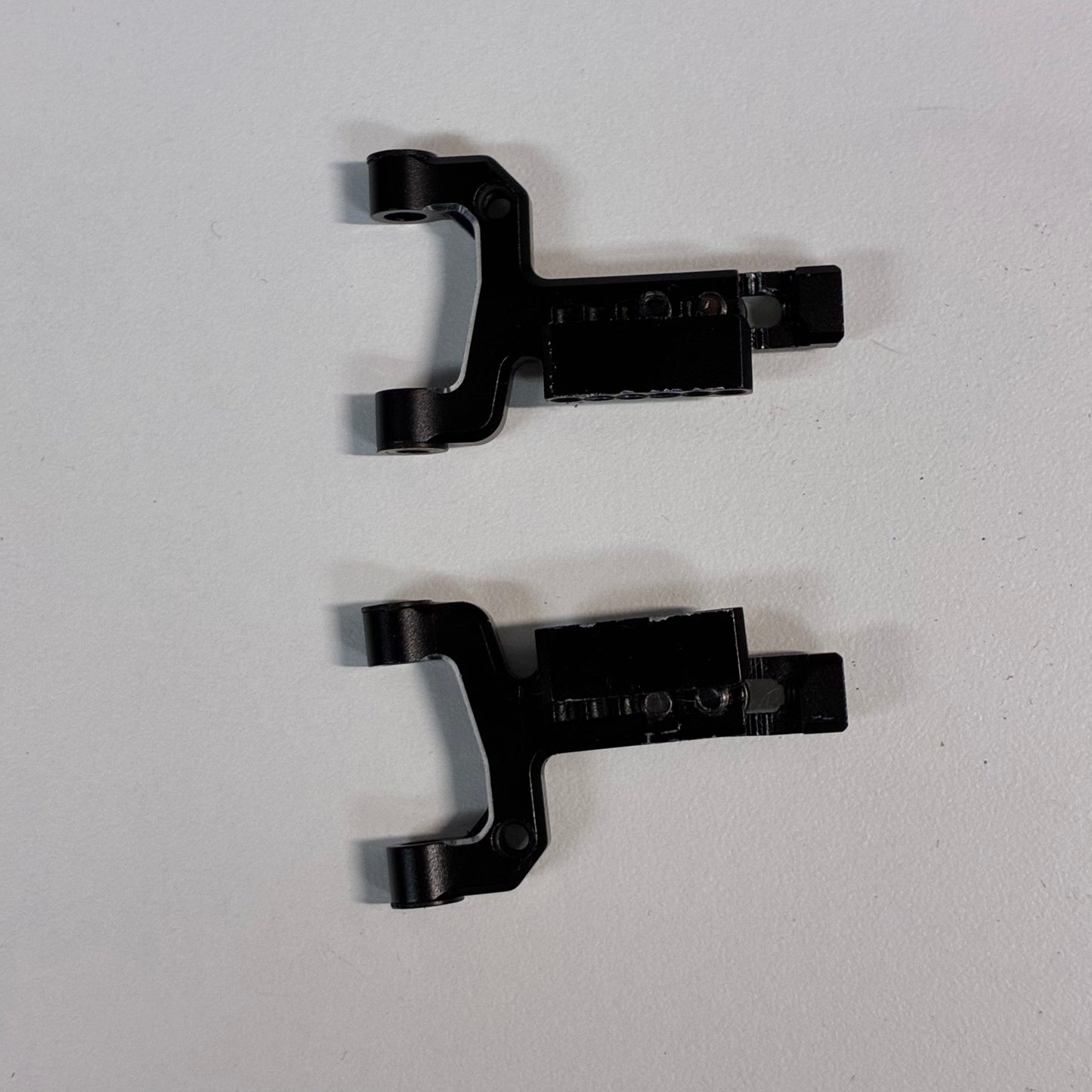 Yeah Racing YD2 Aluminum Track Width Adjustable Low Profile Front Suspension Lower Arms