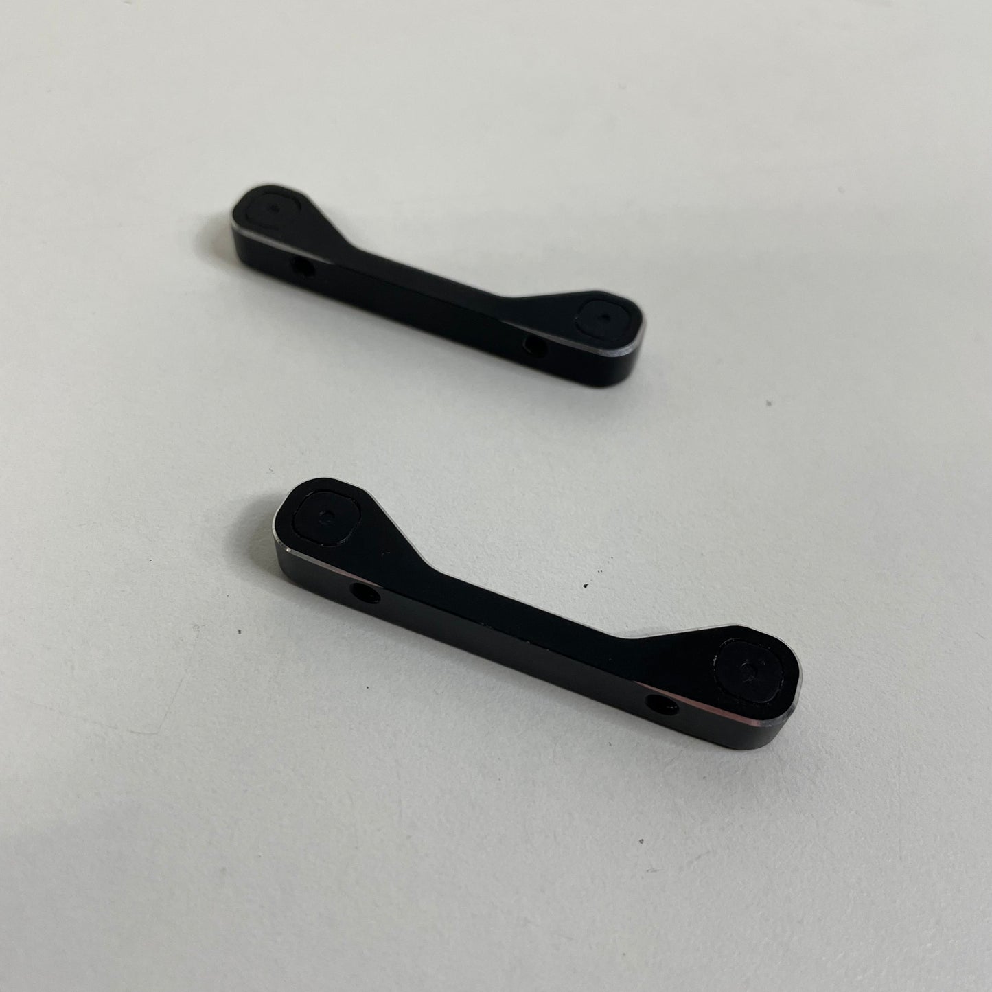 Yeah Racing Suspension Mounts Black Alloy