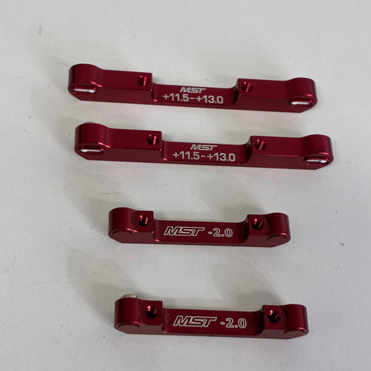 MST Red Alloy 2 x Wide 2 x Standard Suspension Mounts