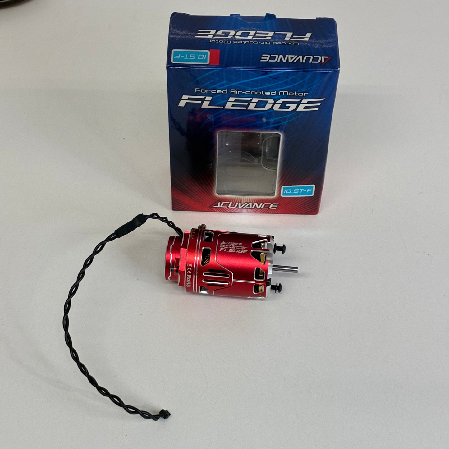 Acuvance Fledge Motor 10.5T-F Red Alloy & Fan