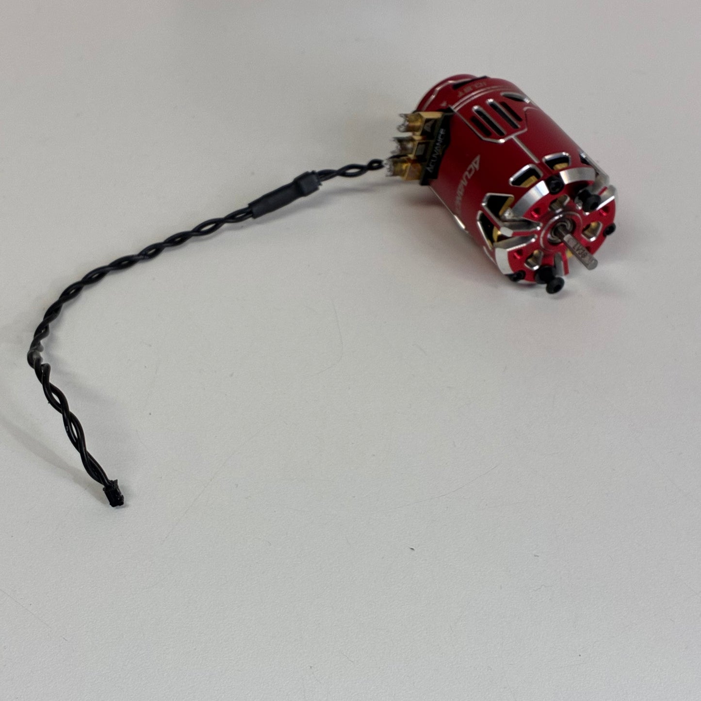 Acuvance Fledge Motor 10.5T-F Red Alloy & Fan