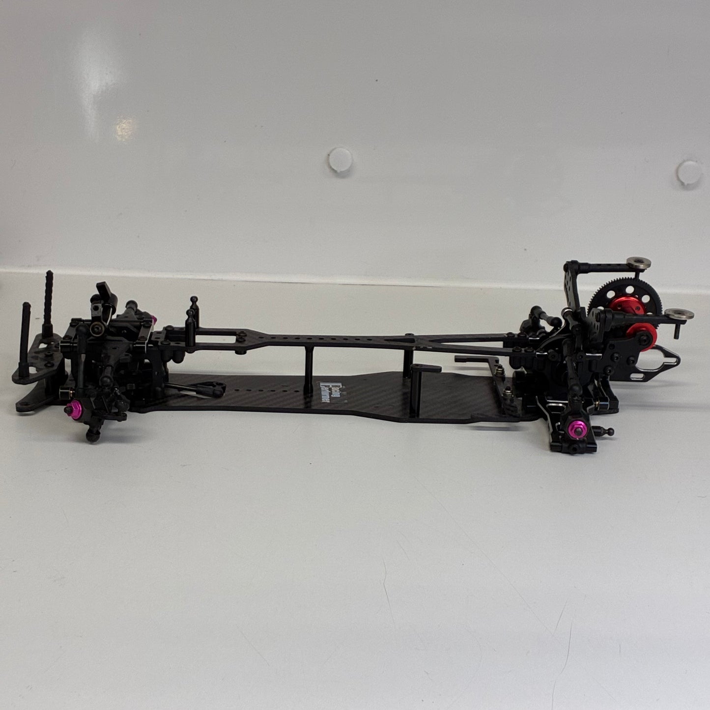 Sakura D5 Clone Chassis Black Alloy/Carbon