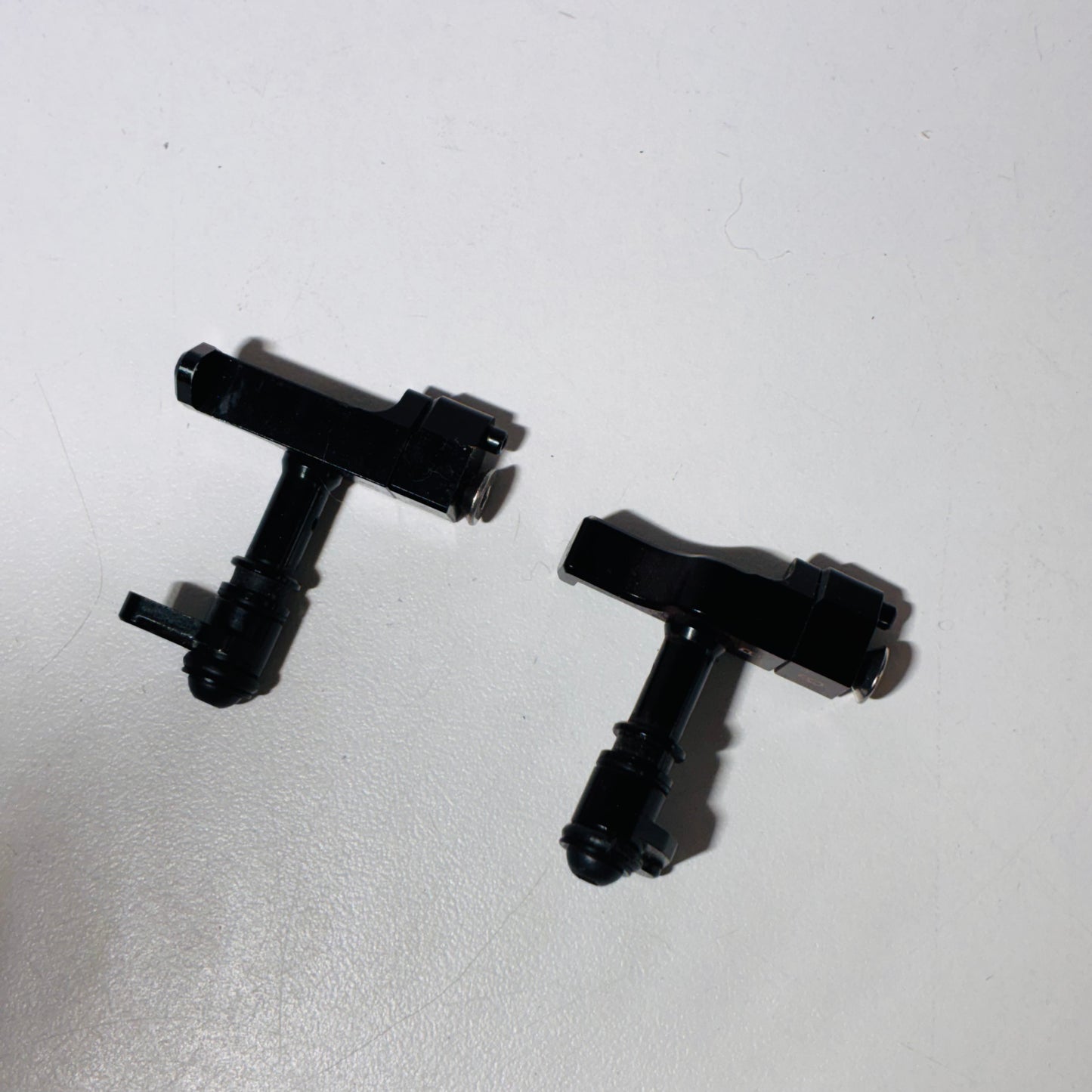 Reve D MC-1 MC-2 MC-3 Battery Holders & Risers