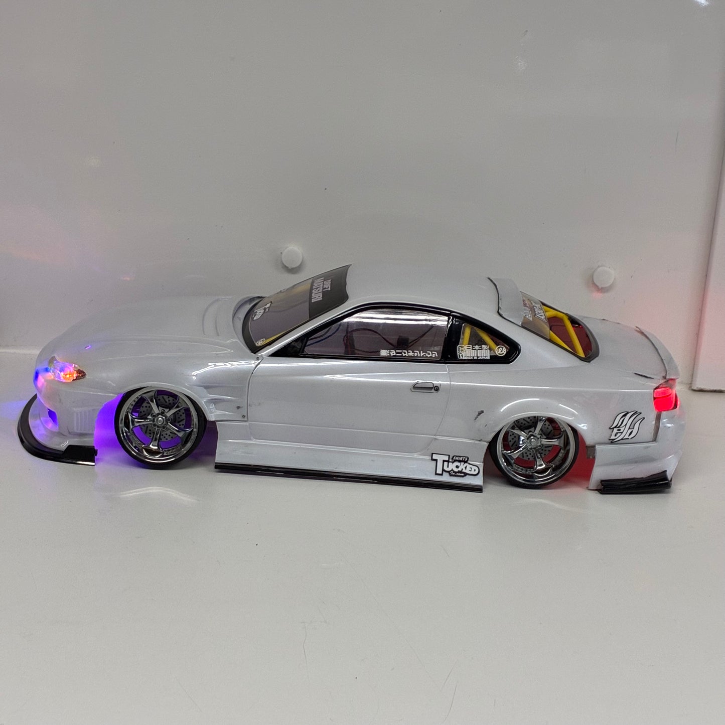 Addiction? Nissan S15 Silvia White Bodyshell & LED Kit
